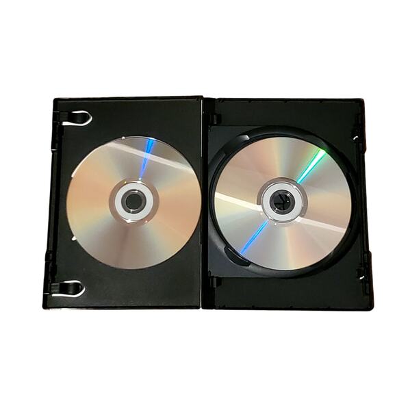 Quantum of Solace Two-Disc Special Edition - Picture 5 of 6